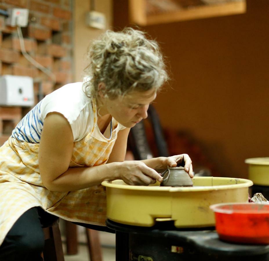 Clayfingers Art Cottage Thrissur Eksteriør bilde